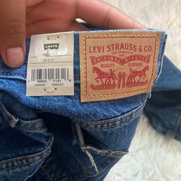 Levi's High Waisted Mom Jeans - Picture 13 of 14